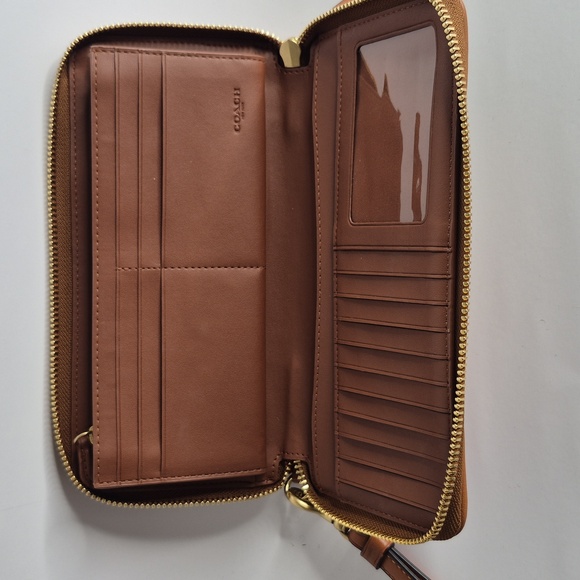 COACH signature  multicolored tan leather wristlet, wallet, clutch - Picture 5 of 7